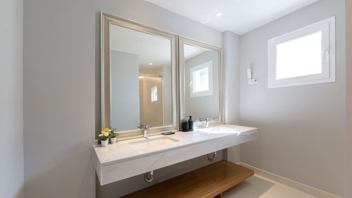 5 bedroom Finca/Country House for sale in Torremuelle with pool - € 950,000 (Ref: 9413402)