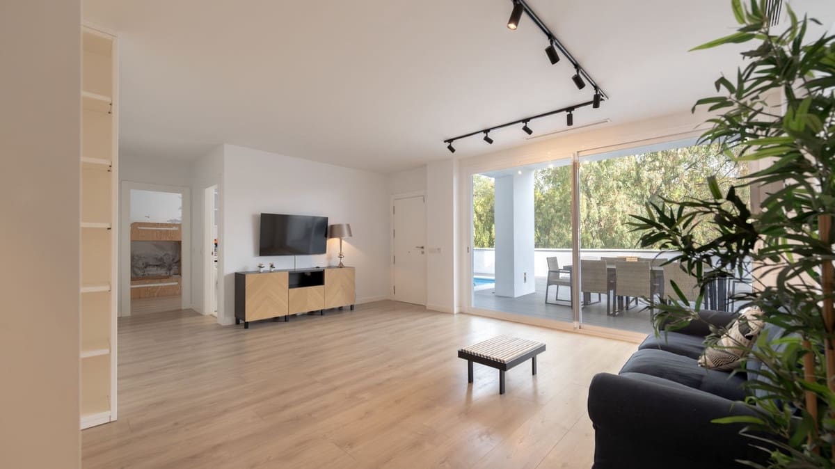 5 bedroom Finca/Country House for sale in Torremuelle with pool - € 950,000 (Ref: 9413402)