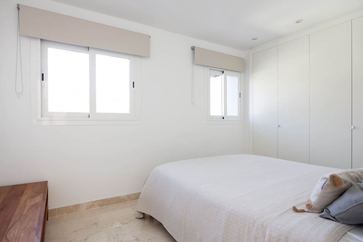 3 makuuhuone Kattohuoneisto myytävänä paikassa Benahavis - 699 000 € (Ref: 9413403)