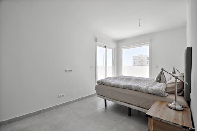 2 soveværelse Penthouse til salg i Casco Antiguo, Marbella - € 675.000 (Ref: 9413406)