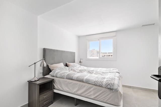 2 soveværelse Penthouse til salg i Casco Antiguo, Marbella - € 675.000 (Ref: 9413406)