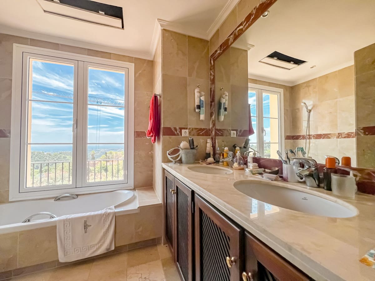 2 soverom Villa til salgs i Istan - € 720 000 (Ref: 9413411)