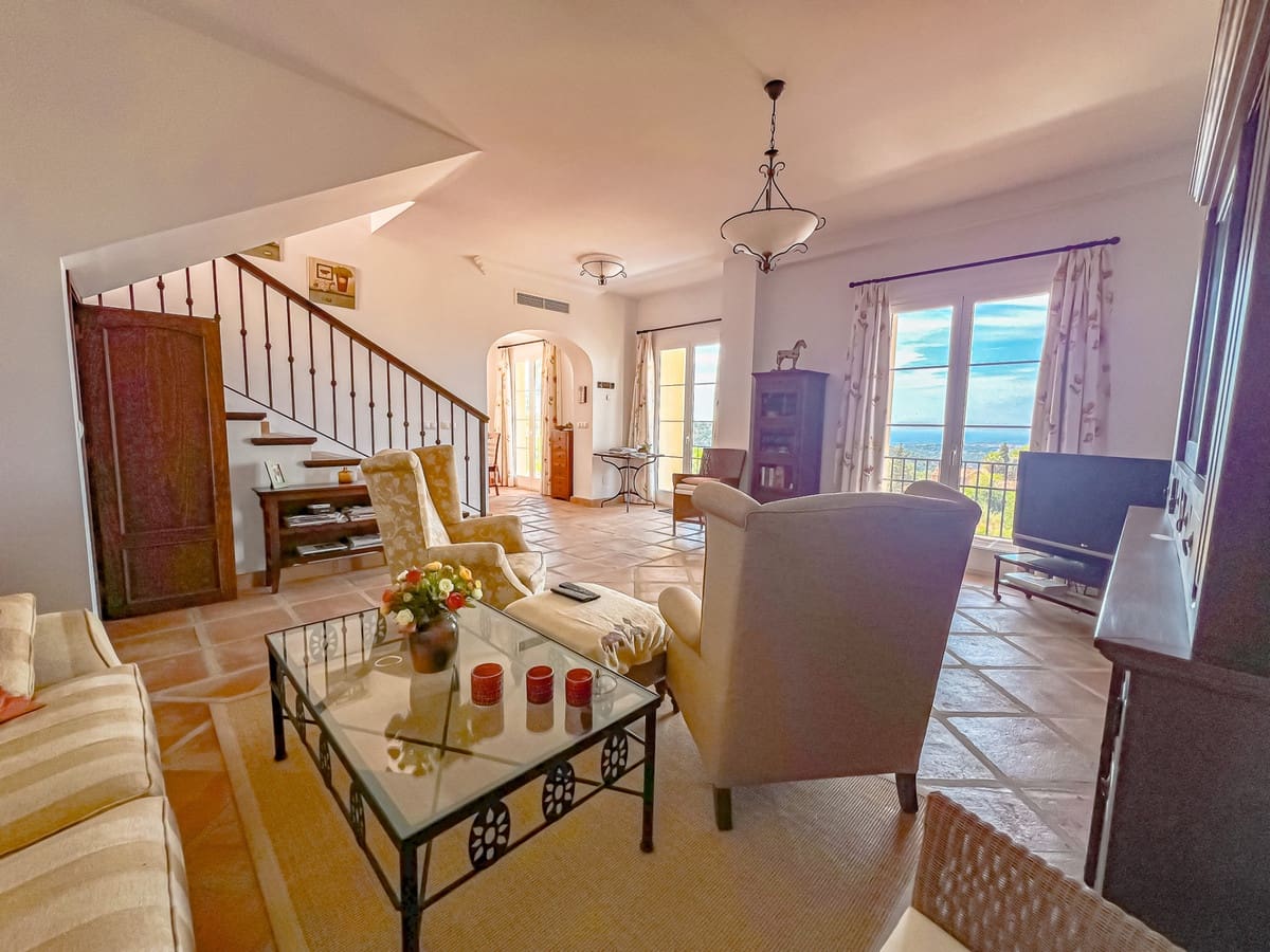 2 soverom Villa til salgs i Istan - € 720 000 (Ref: 9413411)