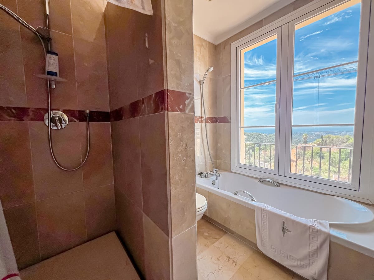 2 soverom Villa til salgs i Istan - € 720 000 (Ref: 9413411)