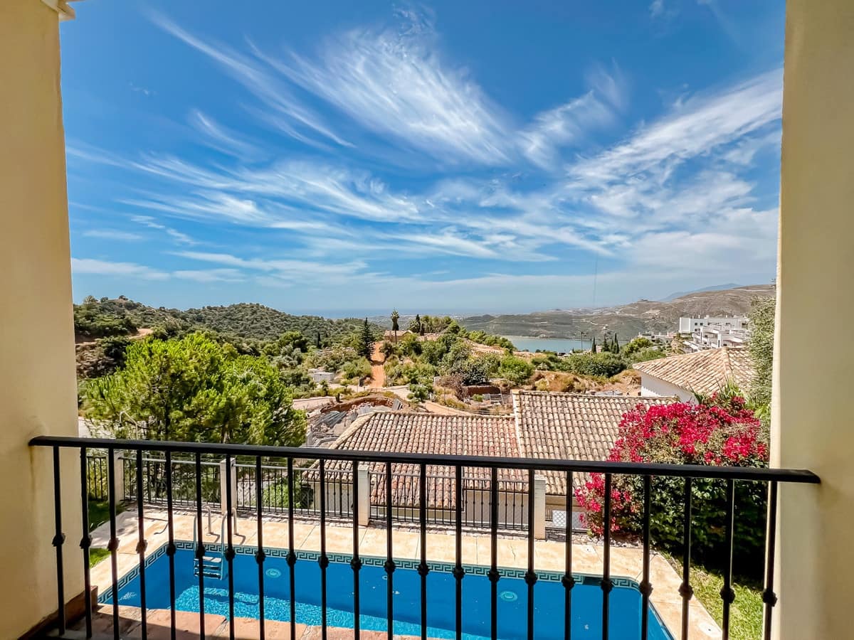 2 soverom Villa til salgs i Istan - € 720 000 (Ref: 9413411)