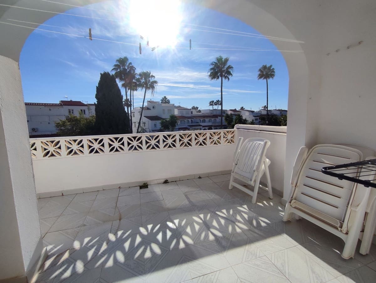 3 soveværelse Byhus til salg i Manilva - € 299.000 (Ref: 9415249)