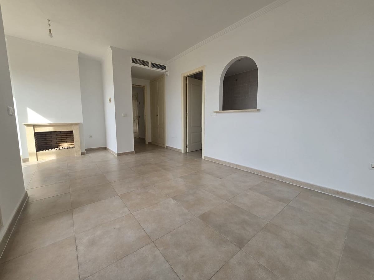 2 slaapkamer Penthouse te koop in Riviera del Sol - € 340.000 (Ref: 9415250)
