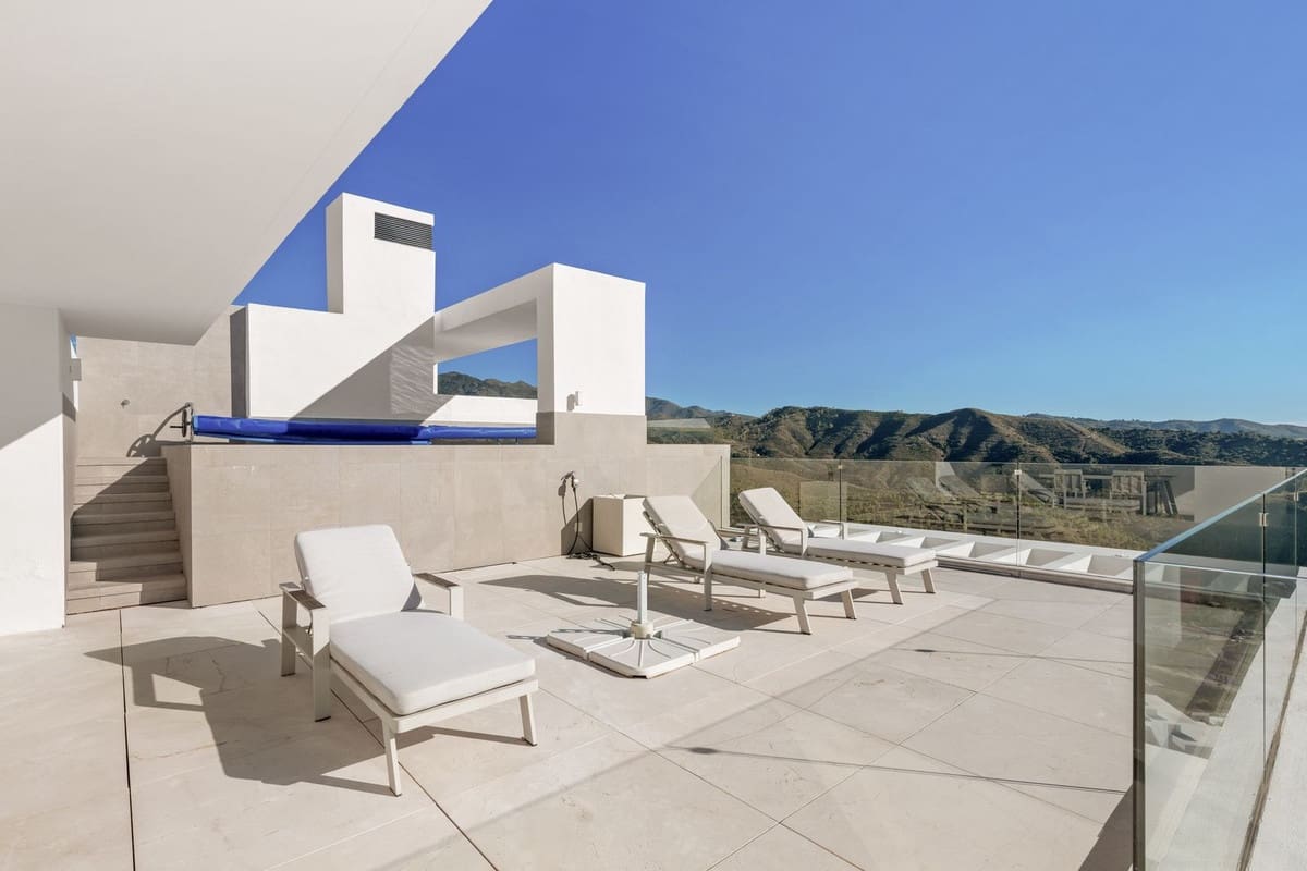 3 sypialnia Penthouse na sprzedaż w Ojen - 1 775 000 € (Ref: 9415255)