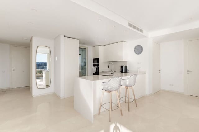 3 bedroom Penthouse for sale in Ojen with pool - € 1,775,000 (Ref: 9415255)