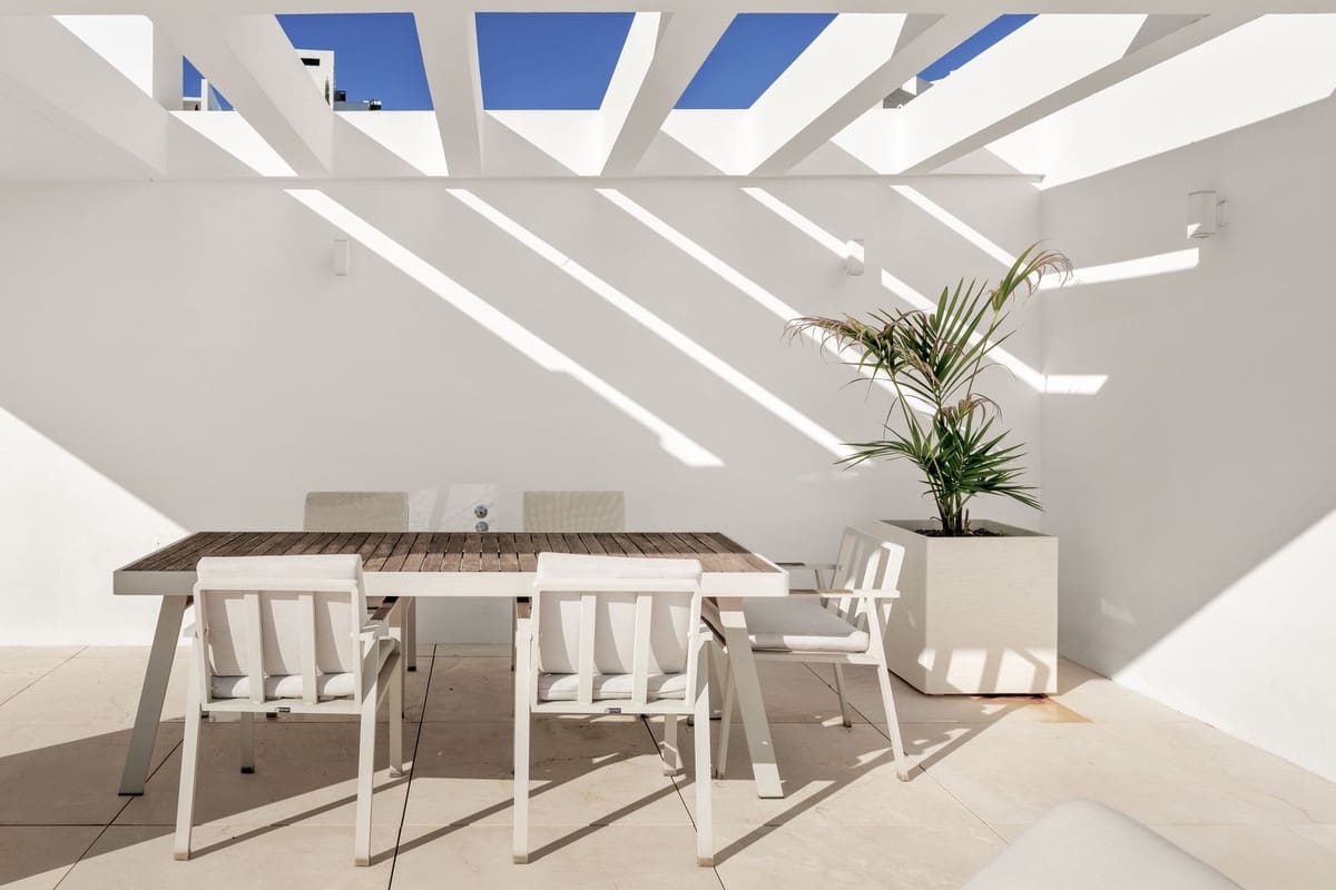 3 sovrum Takvåning till salu i Ojen med pool - 1 775 000 € (Ref: 9415255)