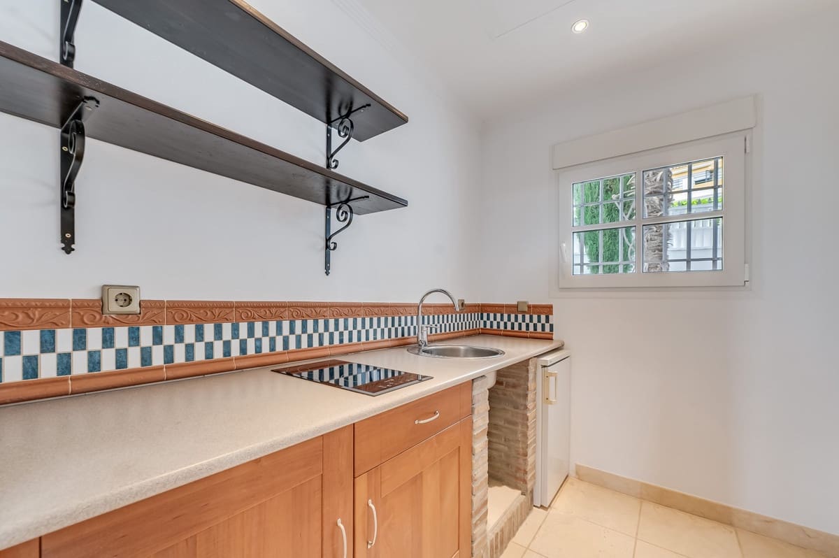 4 sypialnia Willa na sprzedaż w Rio Real - 1 990 000 € (Ref: 9415257)