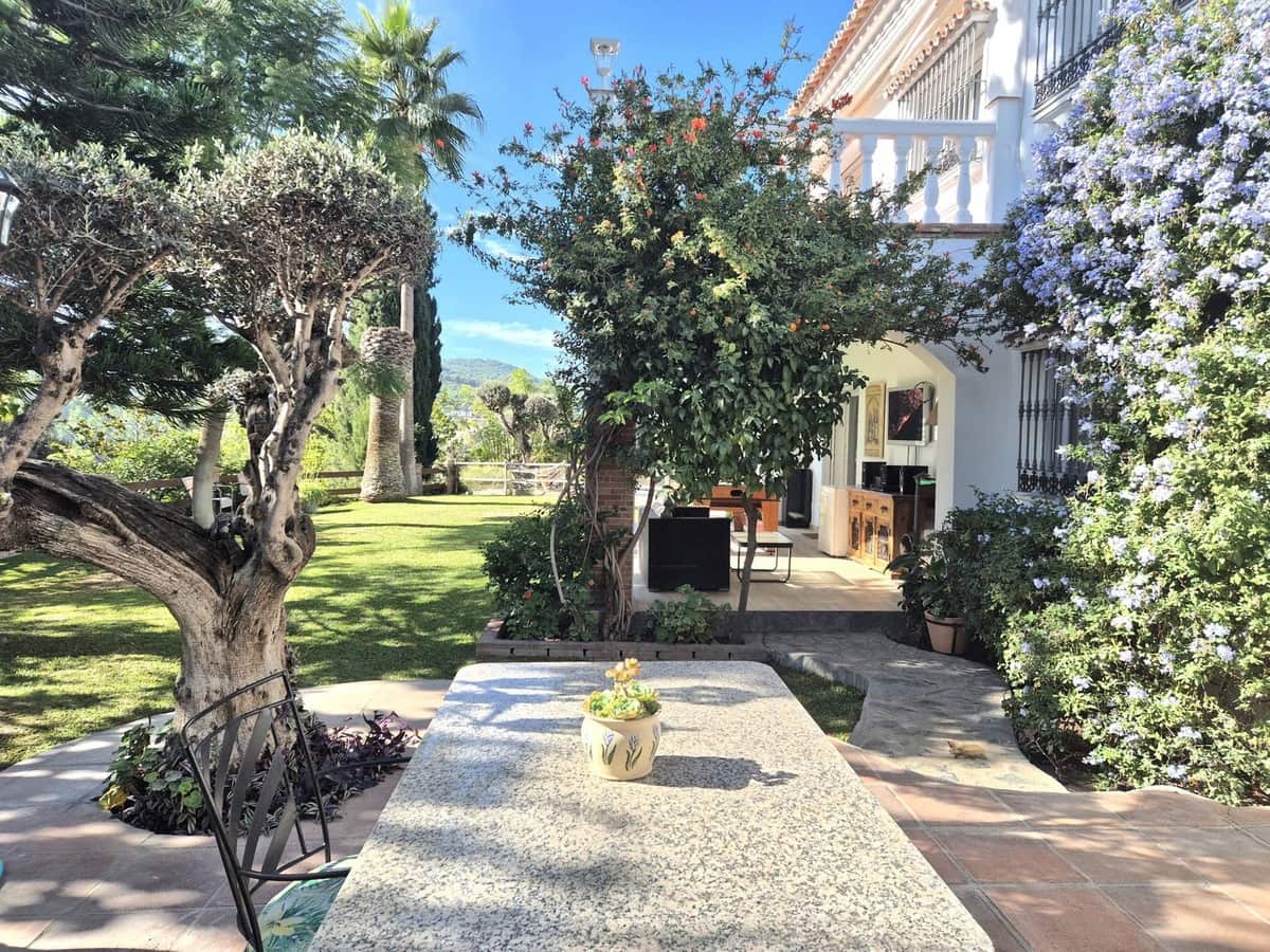 4 bedroom Villa for sale in Coin - € 795,000 (Ref: 9418969)