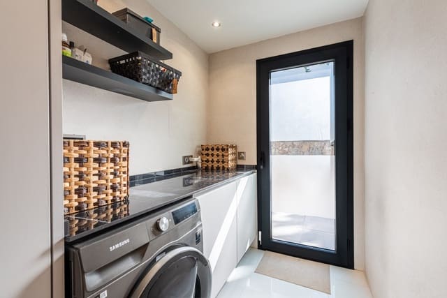 4 soverom Villa til salgs i La Cala Golf, Mijas - € 2 395 000 (Ref: 9421689)