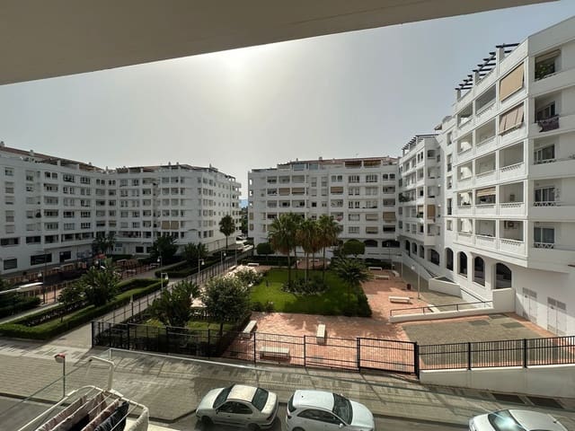 3 soveværelse Lejlighed til salg i Puerto Banus, Marbella - € 479.000 (Ref: 9424195)