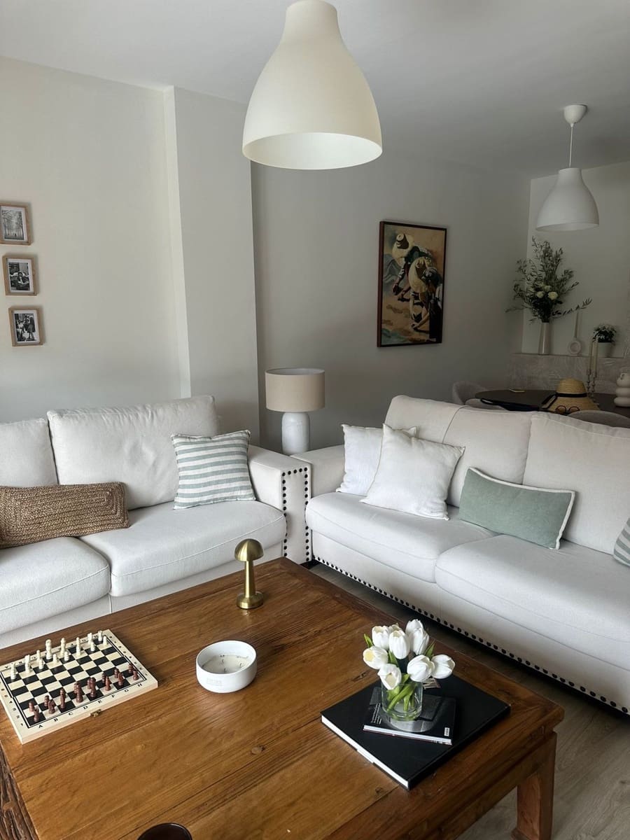 3 bedroom Apartment for sale in Nueva Andalucia - € 479,000 (Ref: 9424195)