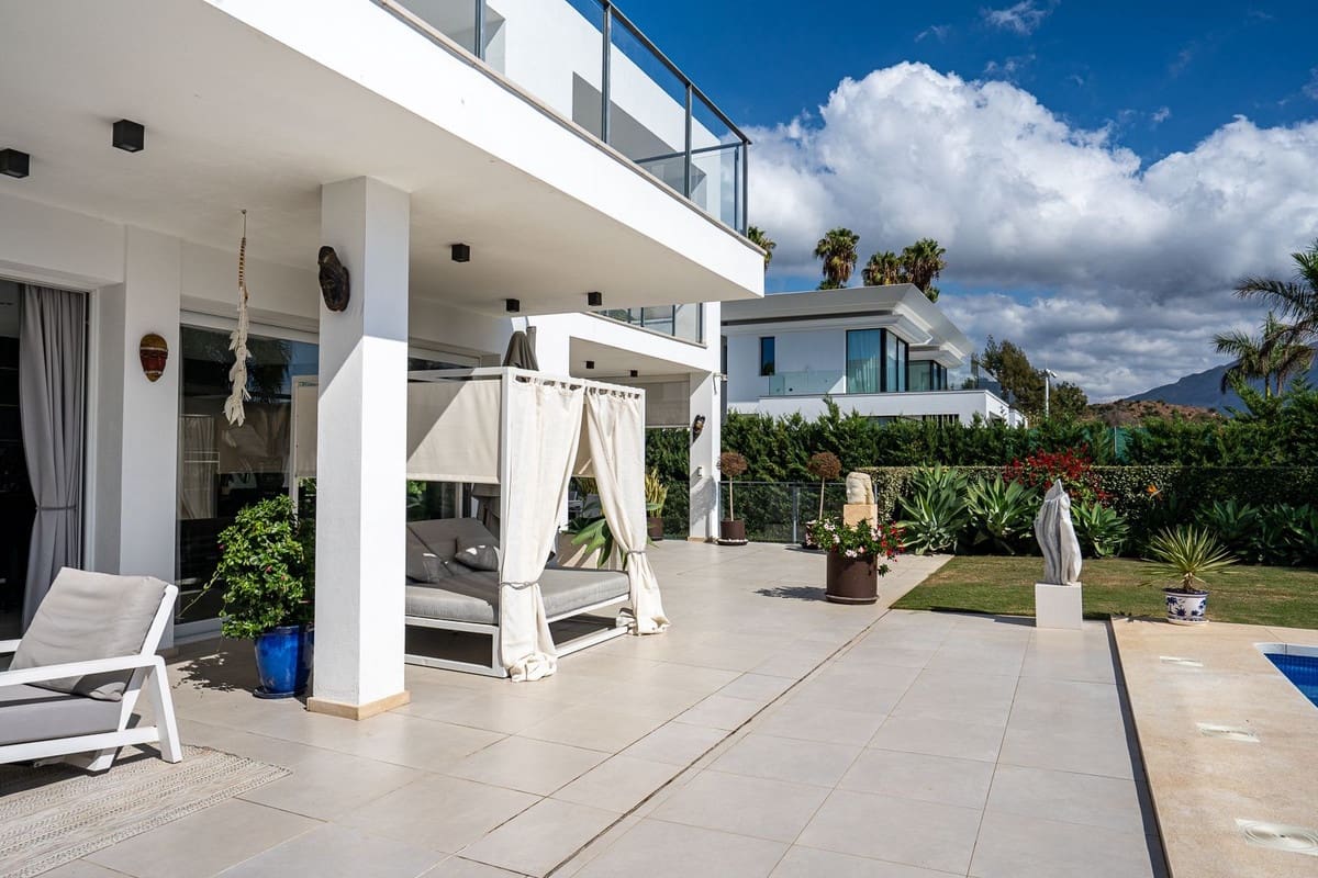 4 sypialnia Willa na sprzedaż w La Quinta - 2 500 000 € (Ref: 9426609)