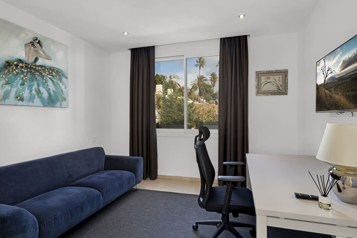 4 makuuhuone Huvila myytävänä paikassa La Quinta - 2 500 000 € (Ref: 9426609)