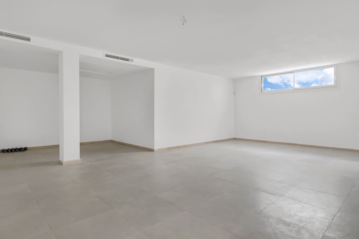 4 makuuhuone Huvila myytävänä paikassa La Quinta - 2 500 000 € (Ref: 9426609)