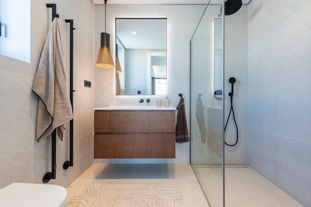 Chalet de 3 habitaciones en Cerro del Aguila en venta - 1.895.000 € (Ref: 9429136)