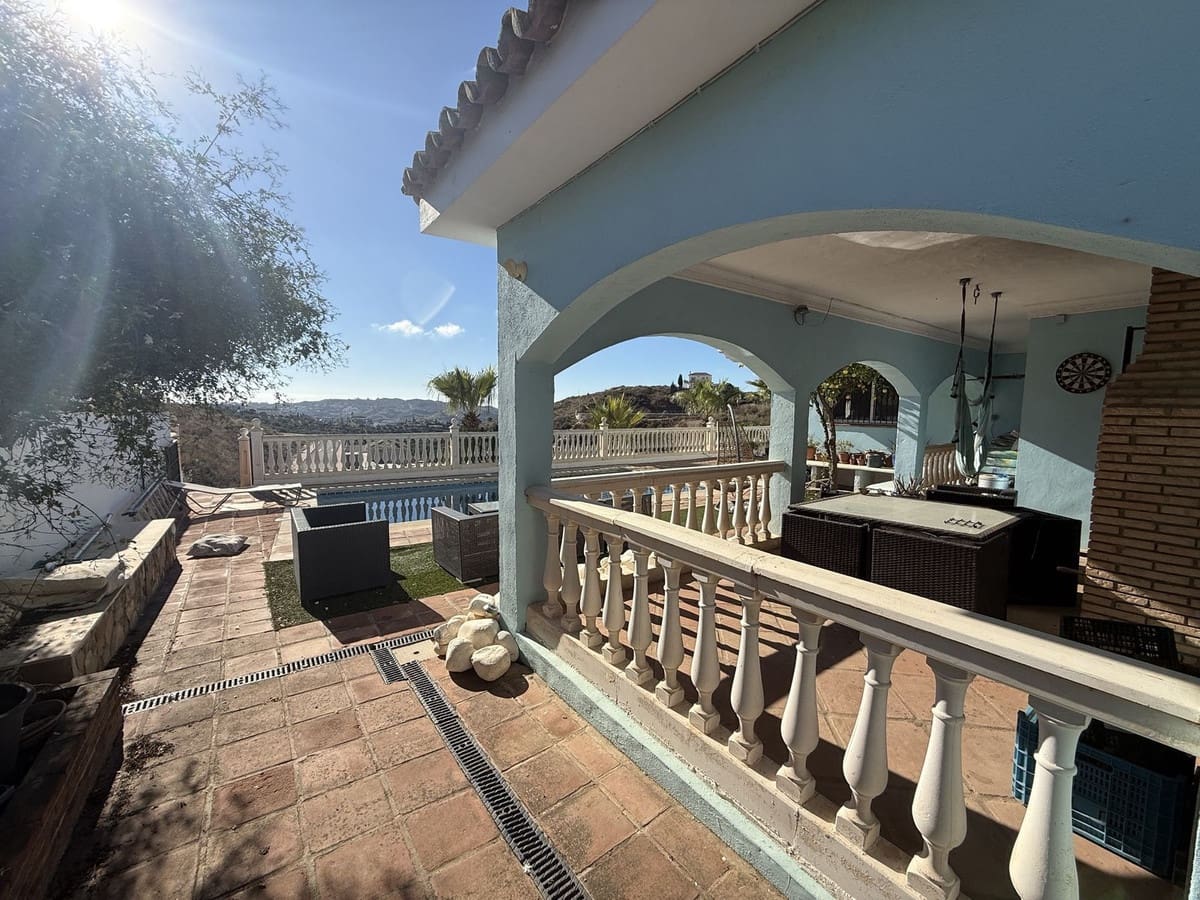 5 soveværelse Villa til salg i Mijas Golf - € 549.000 (Ref: 9429138)