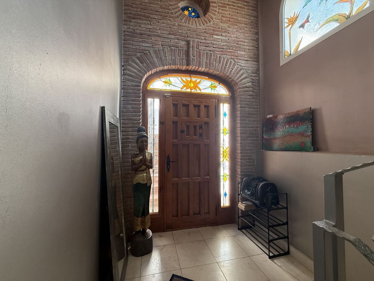 5 soveværelse Villa til salg i Mijas Golf - € 549.000 (Ref: 9429138)