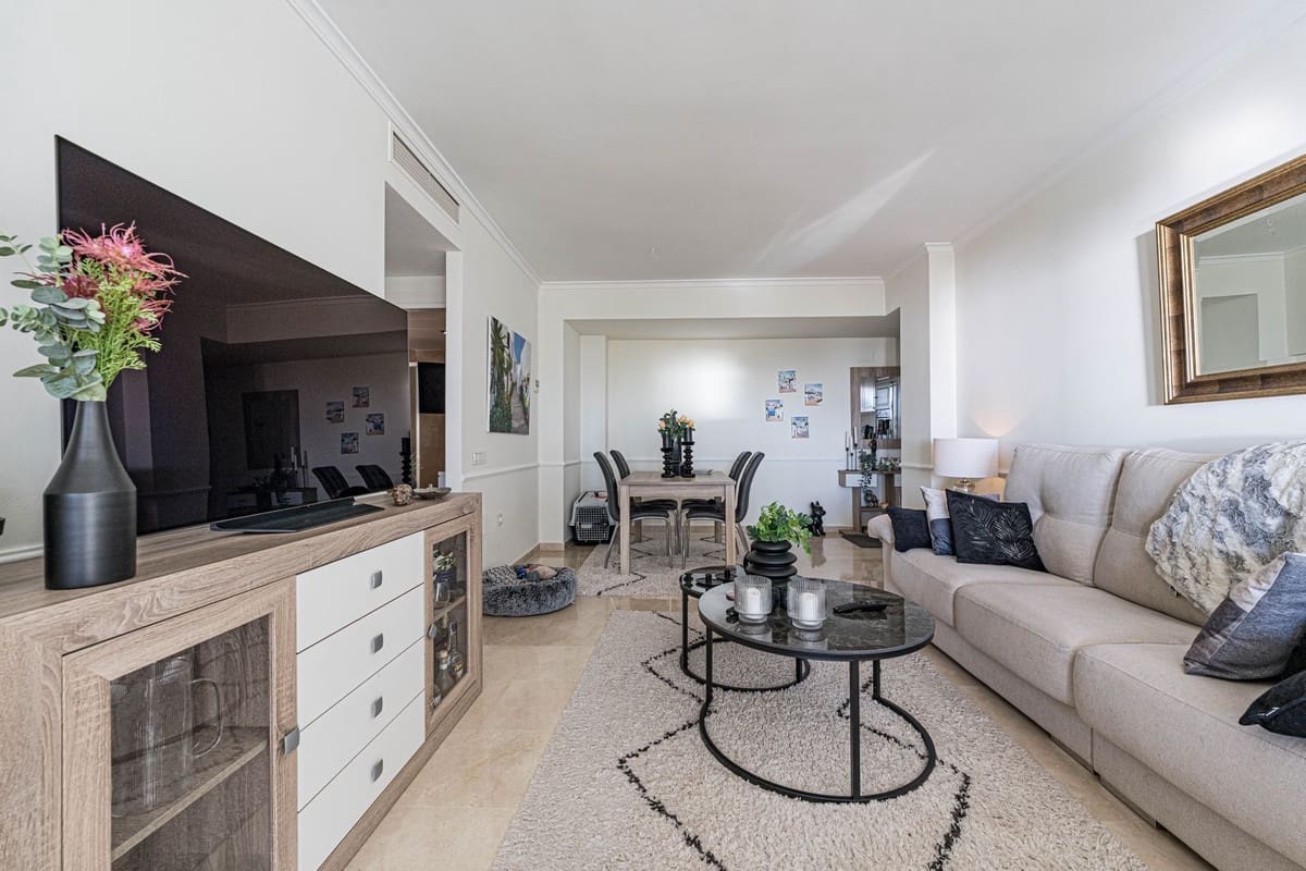 Apartamento de 3 habitaciones en La Duquesa / Puerto de la Duquesa en venta - 540.000 € (Ref: 9429139)