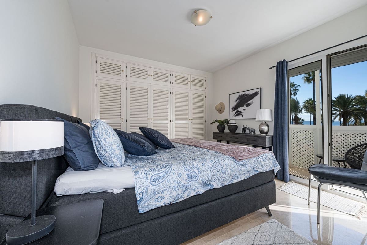 Apartamento de 3 habitaciones en La Duquesa / Puerto de la Duquesa en venta - 540.000 € (Ref: 9429139)