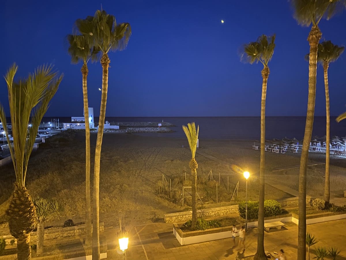 Apartamento de 3 habitaciones en La Duquesa / Puerto de la Duquesa en venta - 540.000 € (Ref: 9429139)