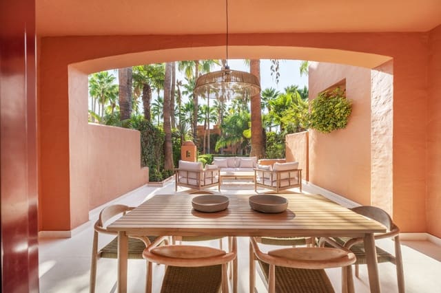 4 sypialnia Dom na sprzedaż w Golden Mile, Marbella - 1 995 000 € (Ref: 9429140)