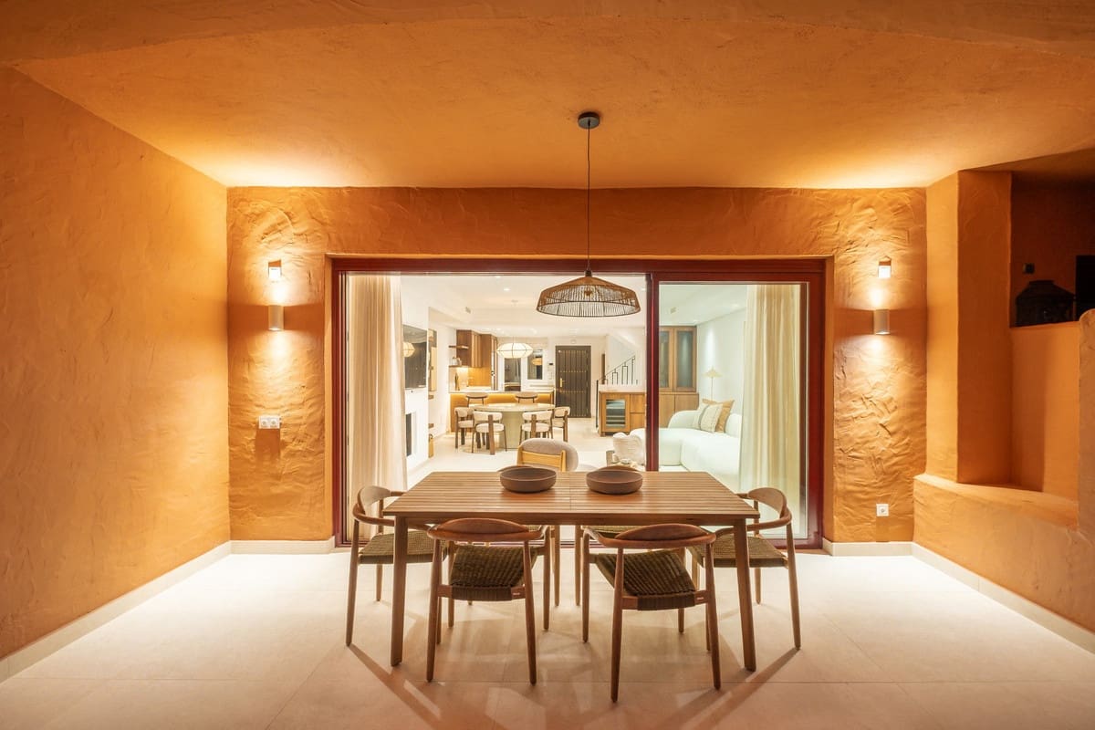 4 Zimmer Haus zu verkaufen in Golden Mile - 1.995.000 € (Ref: 9429140)