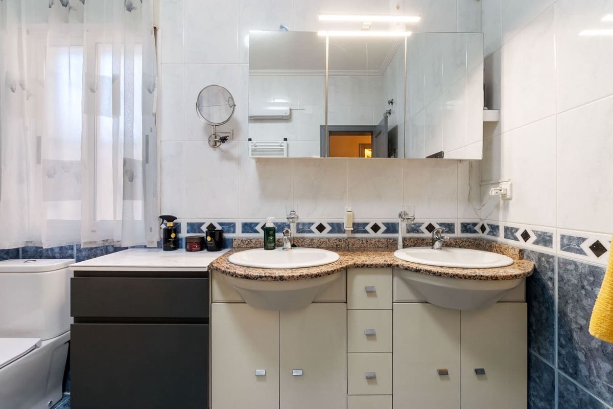 3 soverom Villa til salgs i Torrevieja - € 335 950 (Ref: 9429146)