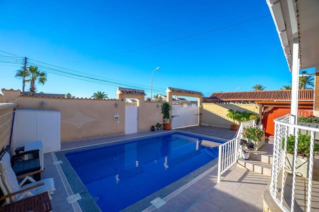 3 soverom Villa til salgs i Las Piscinas Naturales, Torrevieja - € 335 950 (Ref: 9429146)