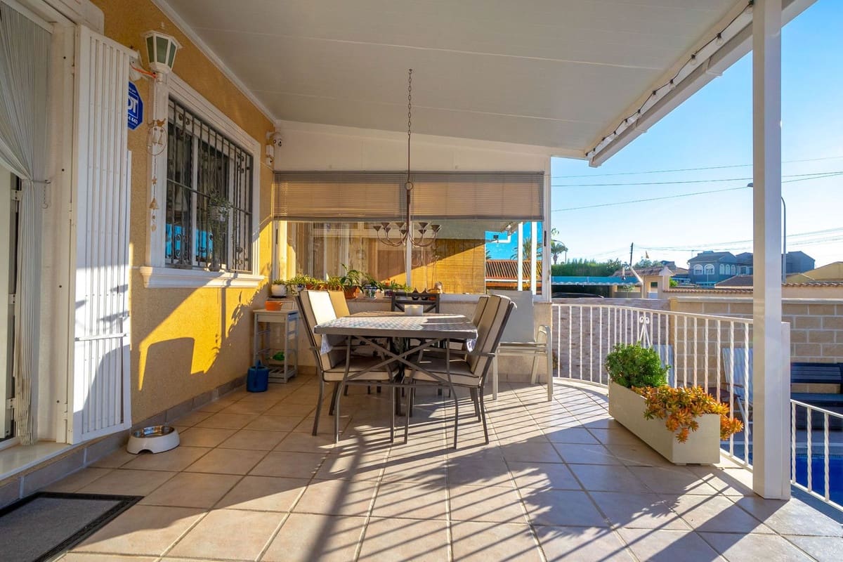 3 soverom Villa til salgs i Torrevieja - € 335 950 (Ref: 9429146)