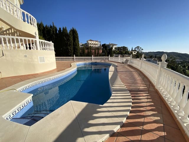 5 soveværelse Villa til salg i Mijas Golf, Mijas - € 1.050.000 (Ref: 9429147)