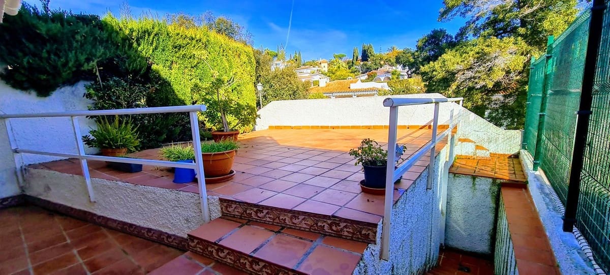 Casa de 2 habitaciones en Elviria en venta - 395.000 € (Ref: 9432802)