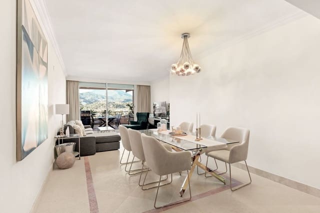 2 soverom Leilighet til salgs i Puerto Banus, Marbella - € 685 000 (Ref: 9432803)