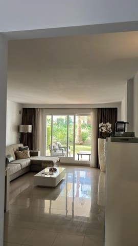 2 bedroom Apartment for sale in New Golden Mile, Estepona - € 419,000 (Ref: 9432806)