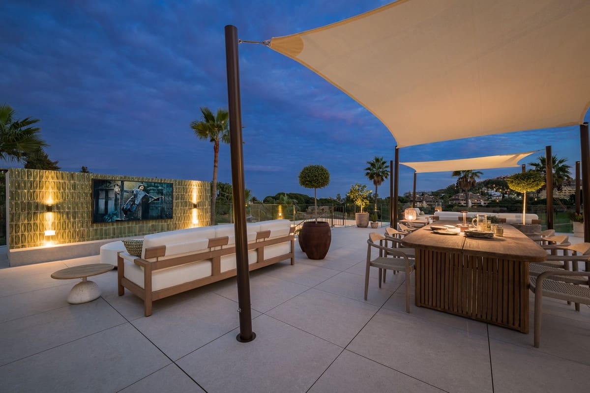 4 soveværelse Villa til salg i Nueva Andalucia - € 5.975.000 (Ref: 9432807)