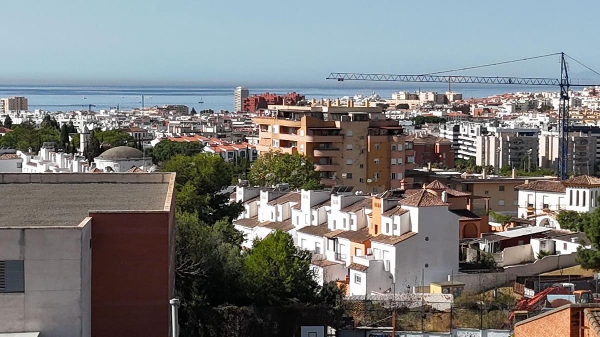 2 sovrum Lägenhet till salu i Estepona med garage - 430 000 € (Ref: 9434993)