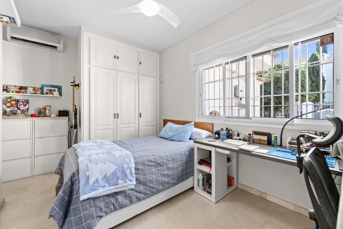 4 chambre Villa/Maison à vendre à Mijas - 975 000 € (Ref: 9434999)