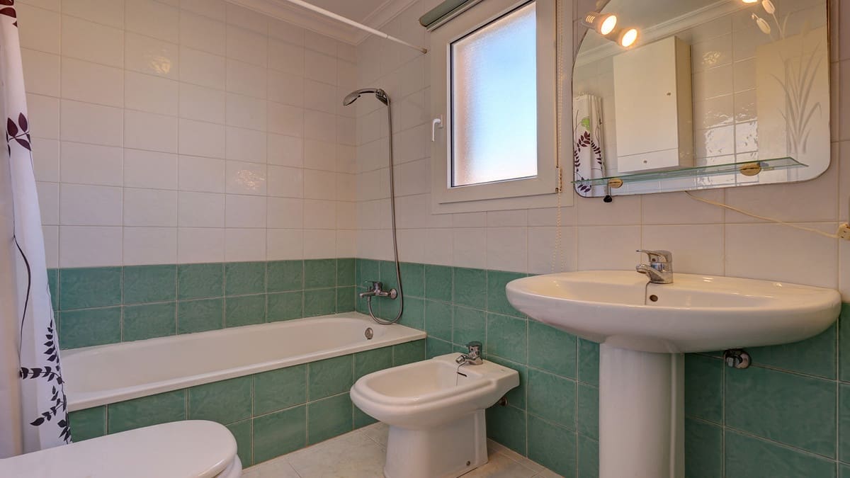 1 makuuhuone Huoneisto myytävänä paikassa Manilva - 230 000 € (Ref: 9435000)