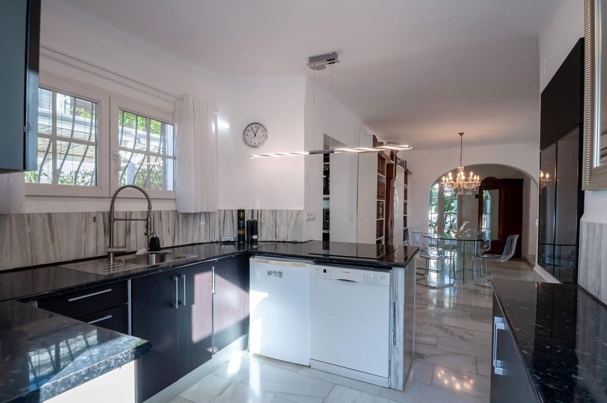 4 sypialnia Willa na sprzedaż w Calpe / Calp - 1 400 000 € (Ref: 9435001)