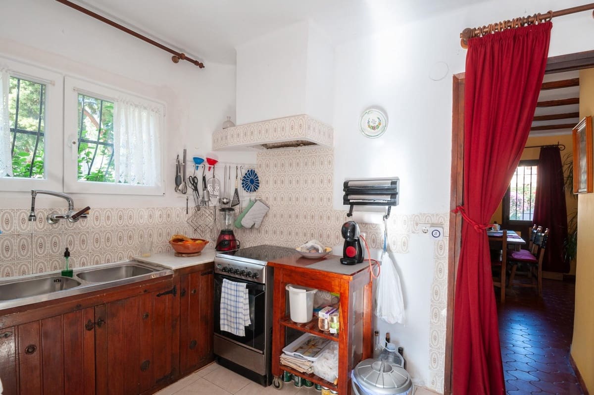 4 sypialnia Willa na sprzedaż w Calpe / Calp - 1 400 000 € (Ref: 9435001)