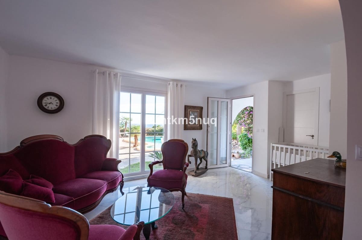 4 chambre Villa/Maison à vendre à Calpe / Calp - 1 400 000 € (Ref: 9435001)