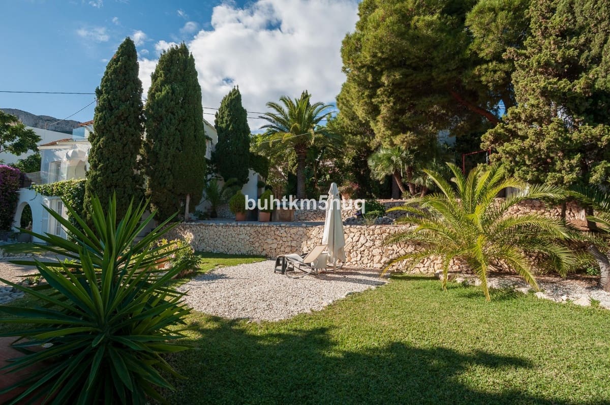 4 chambre Villa/Maison à vendre à Calpe / Calp - 1 400 000 € (Ref: 9435001)