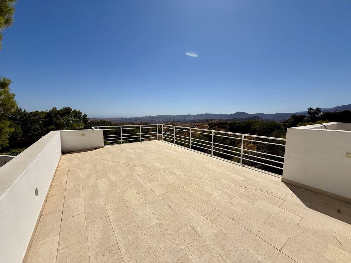 4 soveværelse Villa til salg i Valtocado - € 1.999.000 (Ref: 9439065)