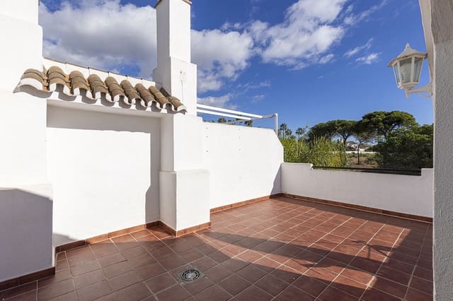 3 soveværelse Byhus til salg i Elviria, Marbella - € 695.000 (Ref: 9439069)