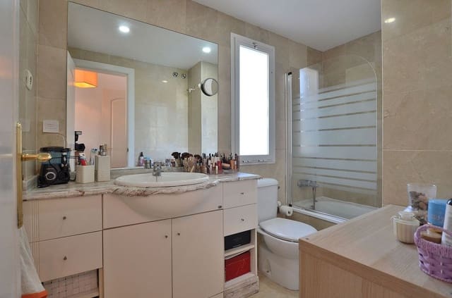 3 soverom Penthouse til salgs i Arroyo de la Miel, Benalmádena med garasje - € 525 000 (Ref: 9439071)