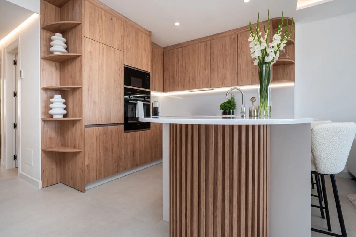 Apartamento de 3 habitaciones en Nueva Andalucia en venta - 825.000 € (Ref: 9439075)