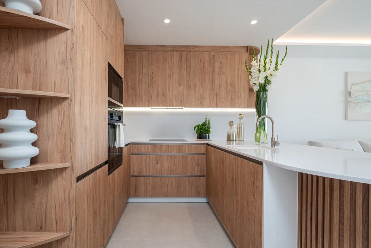 Apartamento de 3 habitaciones en Nueva Andalucia en venta - 825.000 € (Ref: 9439075)